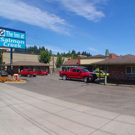 Inn At Salmon Creek Vancouver Esterno foto