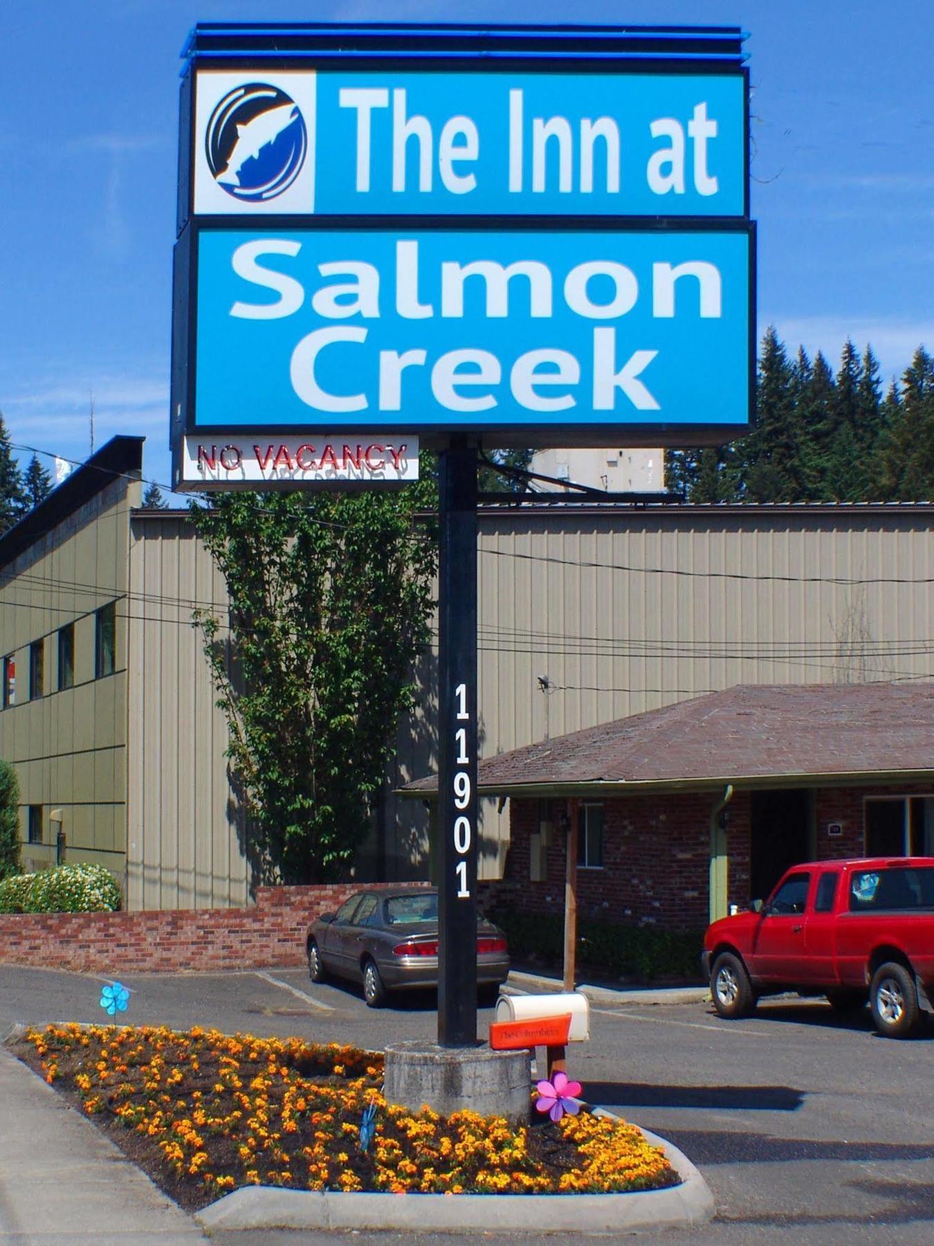 Inn At Salmon Creek Vancouver Esterno foto